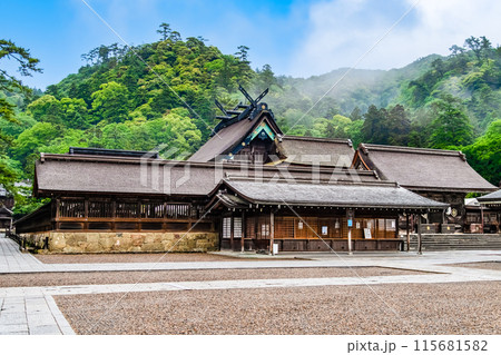 出雲大社　八足門 115681582