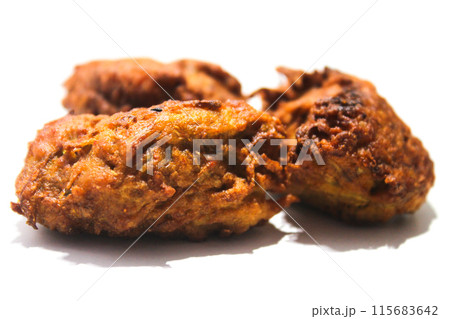 A picture of pakora with selective focus A picture of pakora with selective focus 115683642