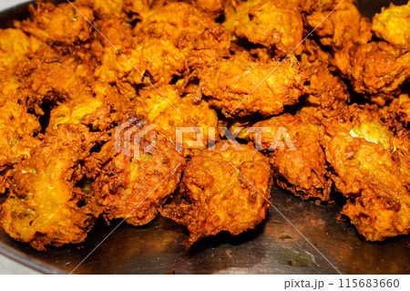 A picture of pakora with selective focus A picture of pakora with selective focus 115683660