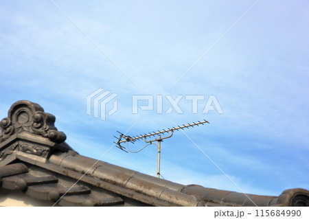 家庭用のテレビアンテナ 115684990