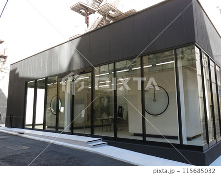 東京都中央区築地(東銀座)にあるアートスペース「SHUTL(シャトル)」 東京都中央区築地(東銀座)にあるアートスペース「SHUTL(シャトル)」 115685032