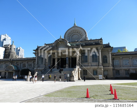 東京都中央区の築地本願寺（本堂） 115685164