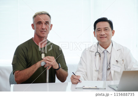 Soldier And Doctor At Hospital Soldier And Doctor At Hospital 115688735