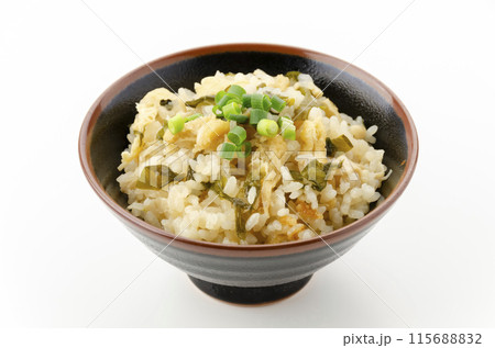 油揚げとワカメの炊き込みご飯 油揚げとワカメの炊き込みご飯 115688832