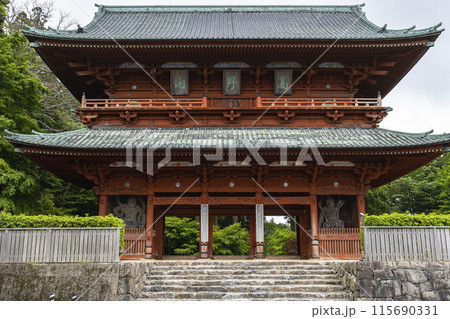 ユネスコ世界遺産 高野山の巨大な大門 ユネスコ世界遺産 高野山の巨大な大門 115690331