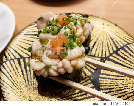 真だち軍艦巻き（真鱈の白子） 回転寿司 北海道の冬の味覚 115692301