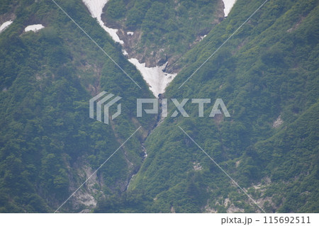 飯豊連峰倉手山 115692511