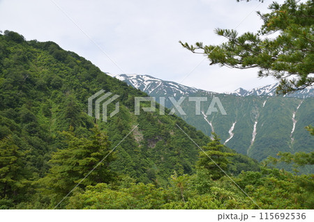 飯豊連峰倉手山 飯豊連峰倉手山 115692536