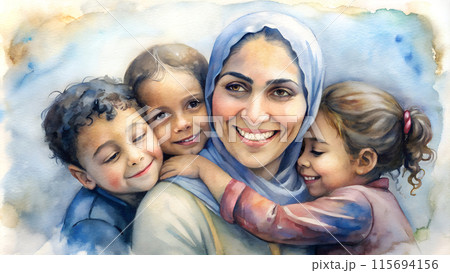 arab mother with her smiling children 115694156