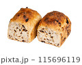 レーズンとナッツの食パン、切り抜き画像、透過画像 115696119