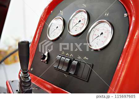 Hydraulic control panel 115697605