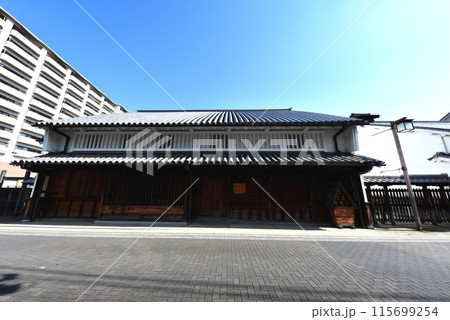 旧岡田家酒蔵 115699254