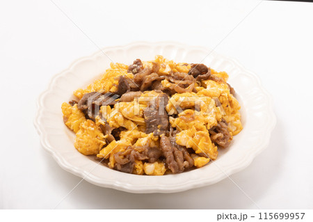 牛肉とふわふわ卵炒め 牛肉とふわふわ卵炒め 115699957