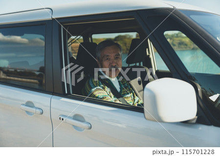 高齢運転者 高齢運転者 115701228