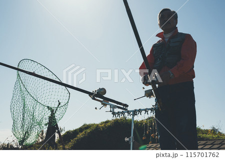 コイ釣り 115701762