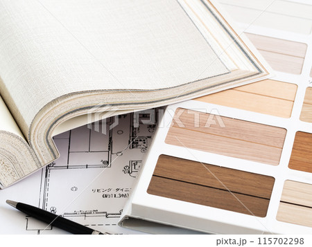 家の間取り図とクロス、フローリングのサンプル 家の間取り図とクロス、フローリングのサンプル 115702298