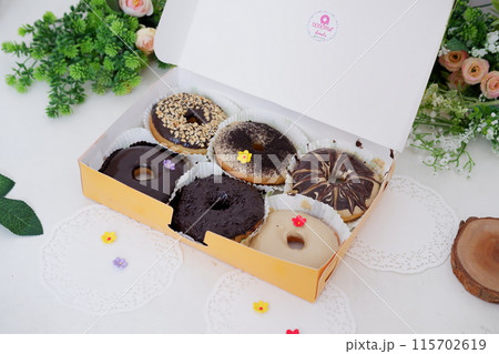 donuts with delicious layers as a background 115702619