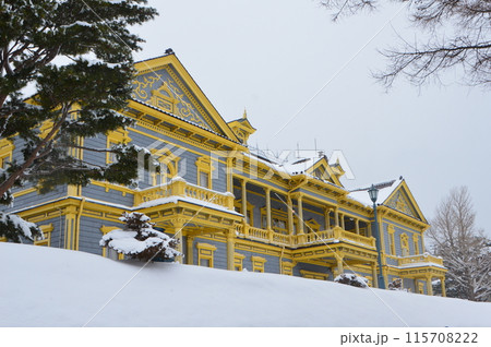 旧函館区公会堂（北海道函館市元町11-13） 115708222