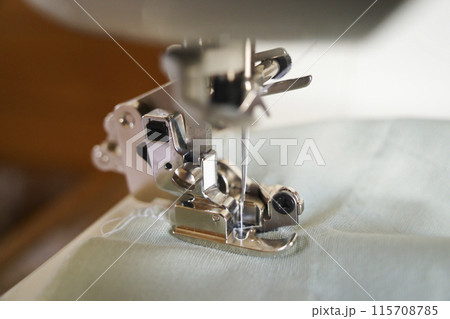 家庭用ミシンのサイドカッター押え 家庭用ミシンのサイドカッター押え 115708785