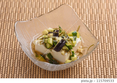 豆腐の夏野菜のせ 115709533
