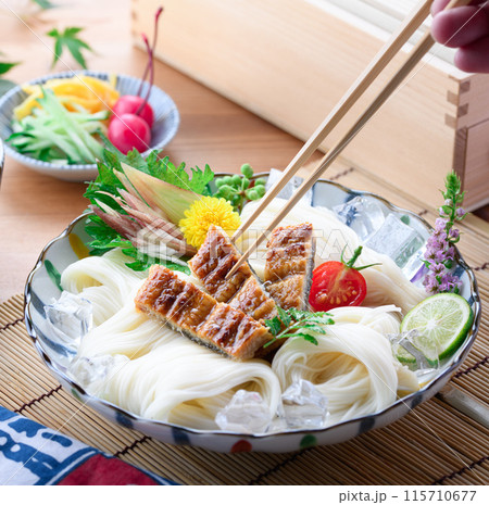 夏の味覚 スタミナ満点 鰻そうめん 115710677