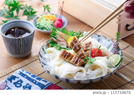 夏の味覚 スタミナ満点 鰻そうめん 夏の味覚 スタミナ満点 鰻そうめん 115710678