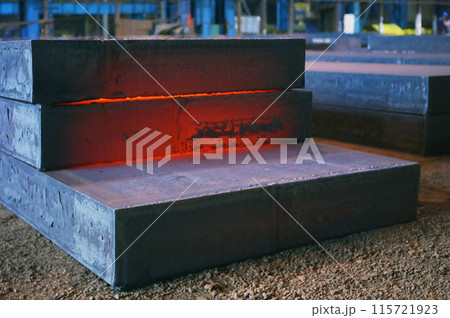 Hot steel plate or slabs in plant Hot steel plate or slabs in plant 115721923