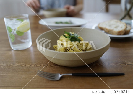 たまにはおしゃれにランチはパスタで女子会 115726239