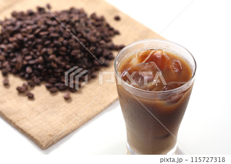 よく冷えたアイスカフェオレ よく冷えたアイスカフェオレ 115727318