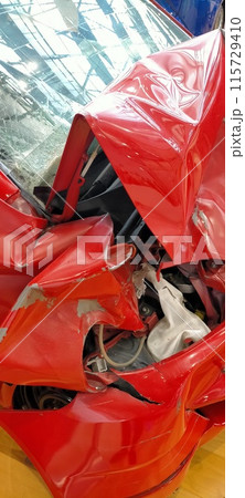 追突事故した車 追突事故した車 115729410