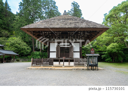 観心寺建掛塔の外観 115730101