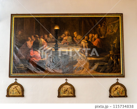 Interior of Sao Pedro church, Igreja de Sao Pedro in Faro, Portugal. 115734838