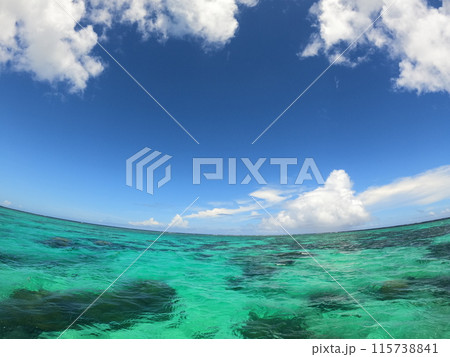 夏景色 沖縄の海と空 夏景色 沖縄の海と空 115738841