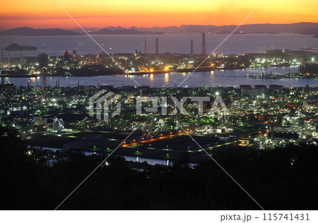 水島工業地帯の夜景 水島工業地帯の夜景 115741431