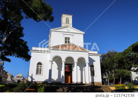 フランス海外県レユニオン島　中心都市サンドニの大聖堂 115742536