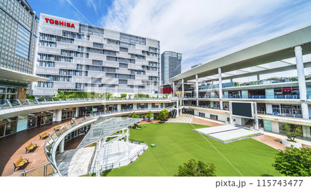 川崎市の都市景観 ラゾーナ川崎プラザの中央広場【神奈川県】 川崎市の都市景観 ラゾーナ川崎プラザの中央広場【神奈川県】 115743477