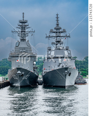 海上自衛隊　横須賀基地 115743720