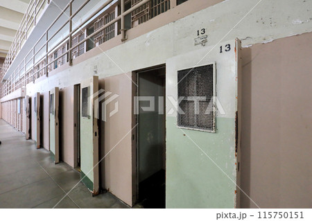 アルカトラズ島旧刑務所館内 アメリカ合衆国 カリフォルニア州 サンフランシスコ アルカトラズ島旧刑務所館内 アメリカ合衆国 カリフォルニア州 サンフランシスコ 115750151