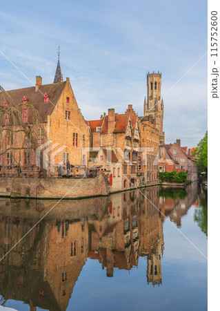 ベルギー　ブルージュ　ブルッヘの鐘楼 115752600