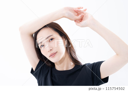 若い女性のビューティ 115754502