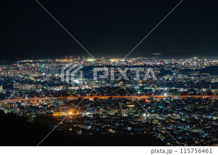 油山片江展望台から見る福岡市の夜景 115756461