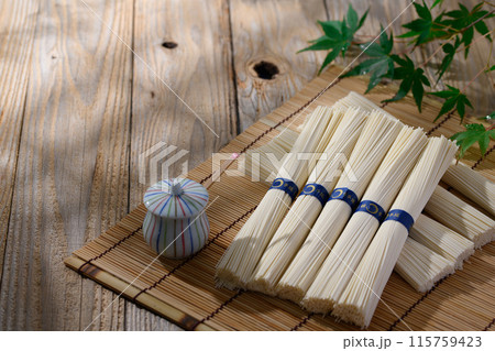 手延べ製法 三輪そうめん 115759423