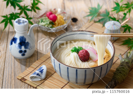 温かいにゅうめん 箸あげ 115760016