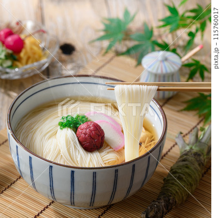 温かいにゅうめん 箸あげ 115760017