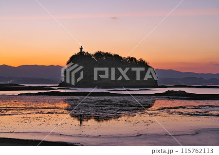 【天神崎 (早朝)】 和歌山県田辺市天神崎 115762113