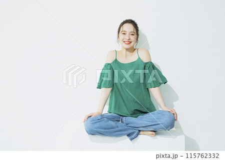 夏のスキンケアイメージ 115762332