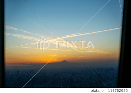 東京　夕日　マジックアワー　展望　東京スカイツリー 115762926