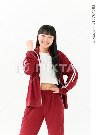 女子高生　ジャージ　ガッツポーズ 115764592