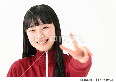 女子高生　ジャージ　ピース 115764608