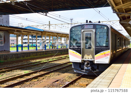 JR東日本越後線柏崎駅から刈羽駅までの車窓風景(2022年夏) JR東日本越後線柏崎駅から刈羽駅までの車窓風景(2022年夏) 115767588